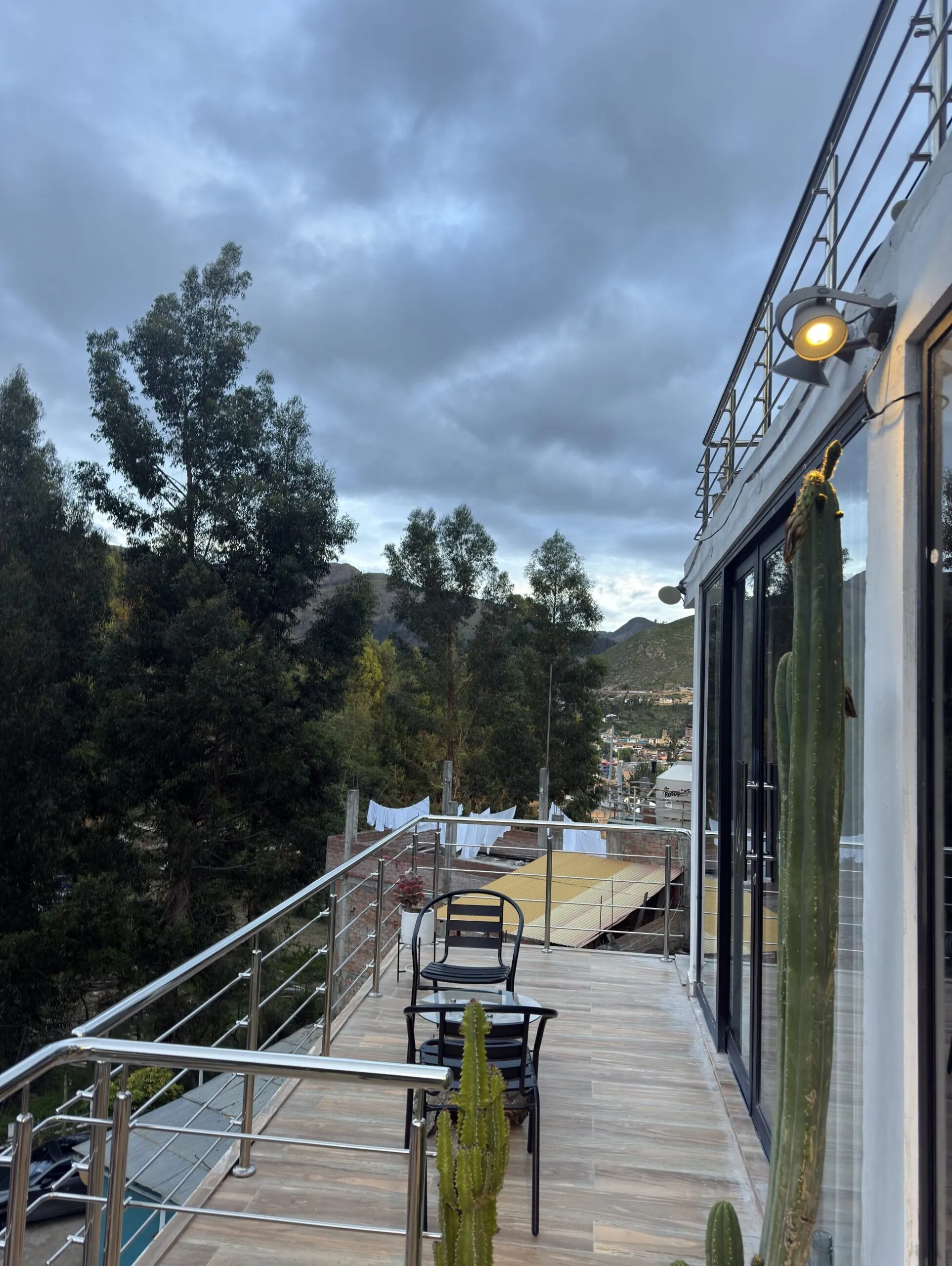 vista del hotel en tarma